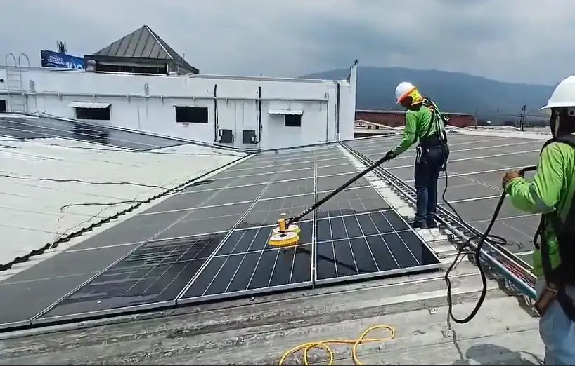 limpieza paneles solares los amgeles